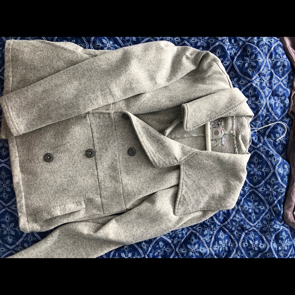 Very lightly worn PeaCoat!